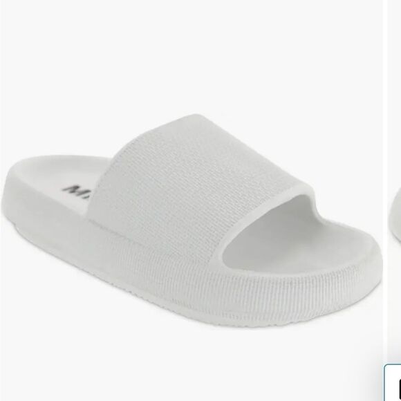 Camyl Platform Slide SandalMIALittle Kid size 13 - Picture 1 of 5